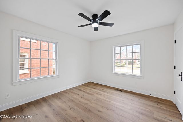 3602 Saint Germaine Ct, Louisville, KY 40207