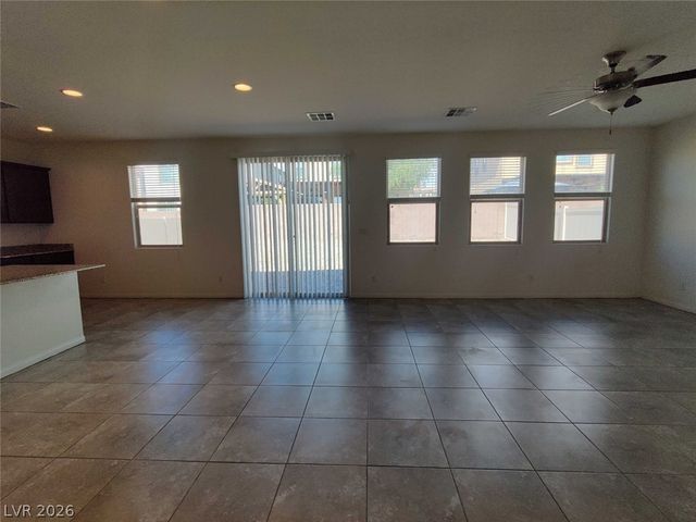3944 FREE BIRD CREST Avenue, North Las Vegas, NV 89081