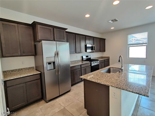 3944 FREE BIRD CREST Avenue, North Las Vegas, NV 89081