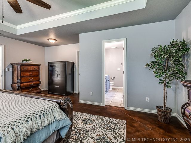2004 Charleston Drive, Bartlesville, OK 74006