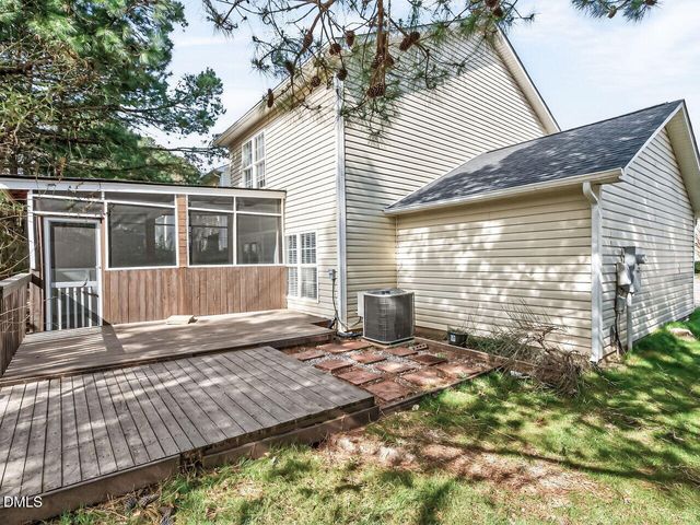 158 Randolph Drive, Clayton, NC 27520