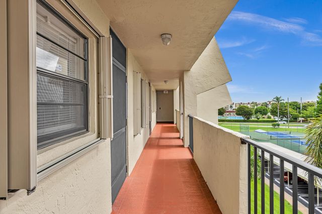 23385 S Barwood Lane S 407, Boca Raton, FL 33428