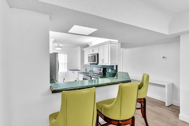 23385 S Barwood Lane S 407, Boca Raton, FL 33428