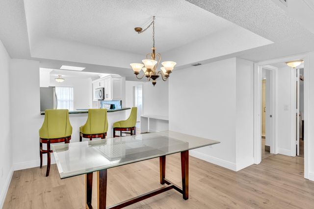 23385 S Barwood Lane S 407, Boca Raton, FL 33428