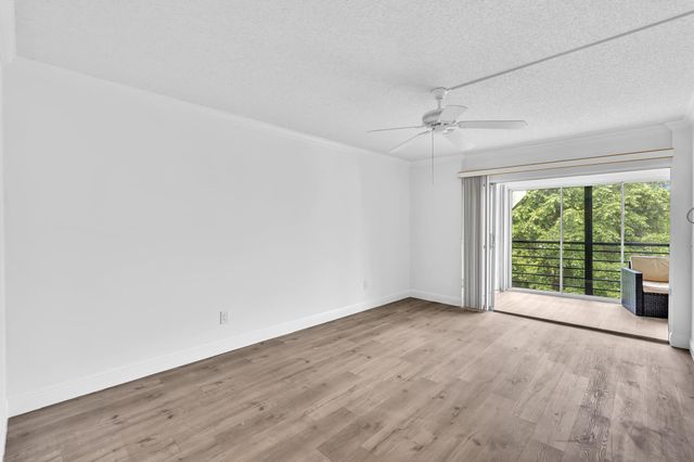 23385 S Barwood Lane S 407, Boca Raton, FL 33428