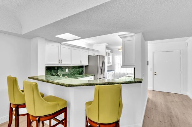 23385 S Barwood Lane S 407, Boca Raton, FL 33428