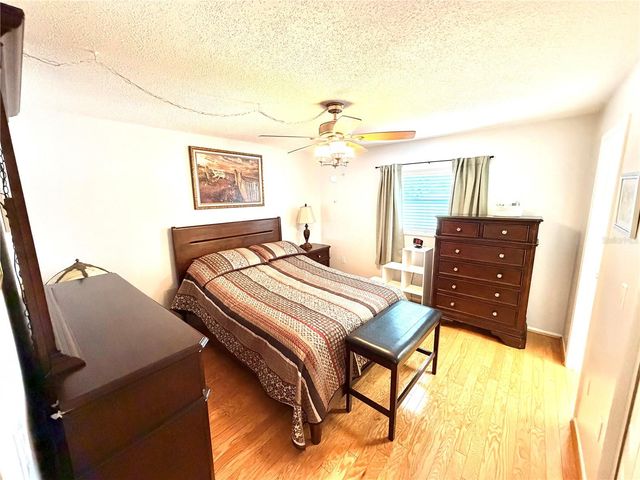 7238 55TH AVENUE N, St Petersburg, FL 33709