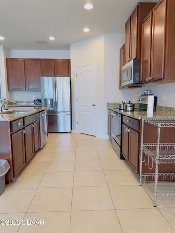 976 Glazebrook Loop, Orange City, FL 32763
