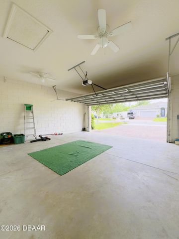 976 Glazebrook Loop, Orange City, FL 32763