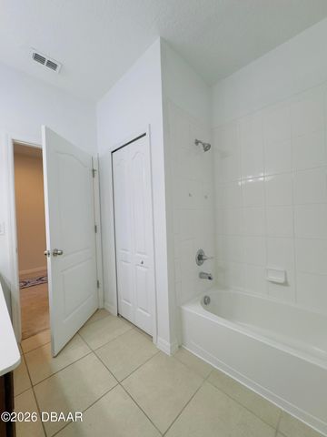 976 Glazebrook Loop, Orange City, FL 32763