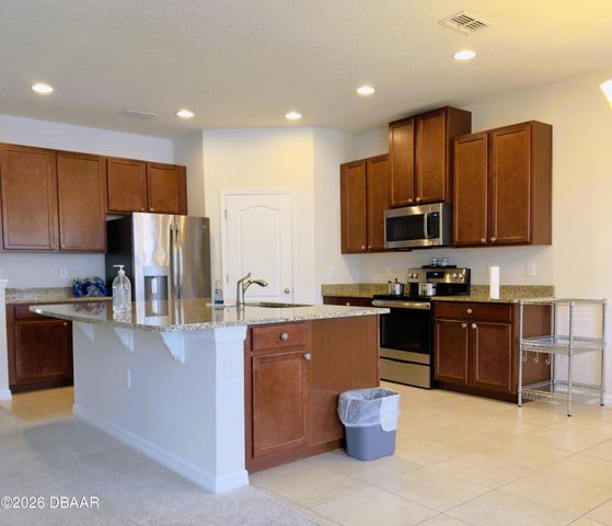 976 Glazebrook Loop, Orange City, FL 32763