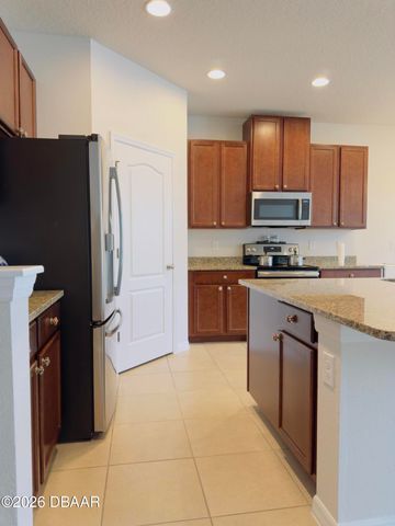 976 Glazebrook Loop, Orange City, FL 32763