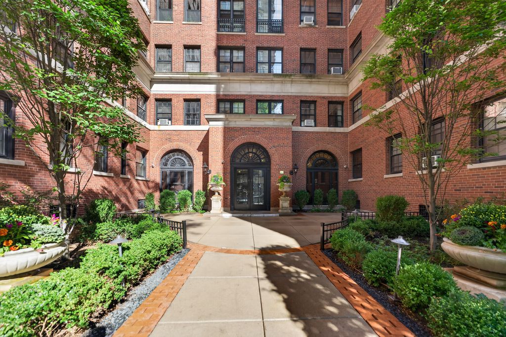 400 W Deming Place 3H, Chicago, IL 60614 — photo 2