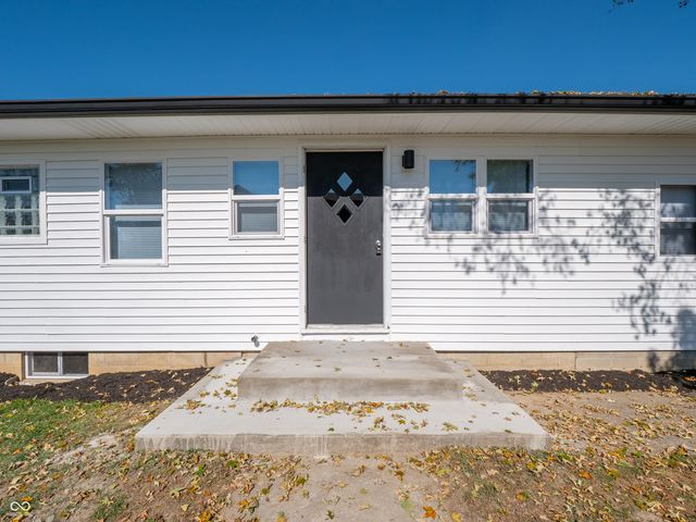 210 Evergreen Street, Morgantown, IN 46160