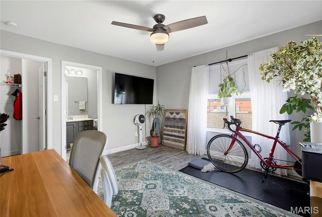 4122 Westminster Place, St Louis, MO 63108