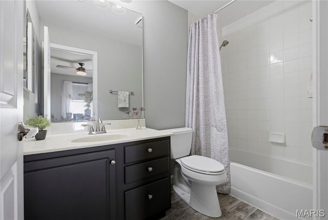 4122 Westminster Place, St Louis, MO 63108