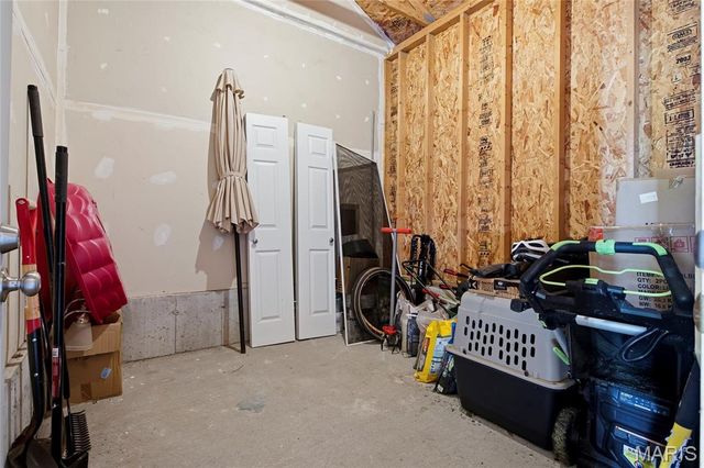 4122 Westminster Place, St Louis, MO 63108