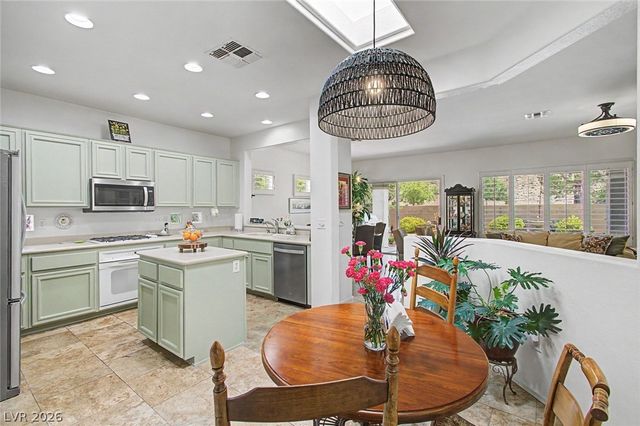 1686 Black Fox Canyon Road, Henderson, NV 89052