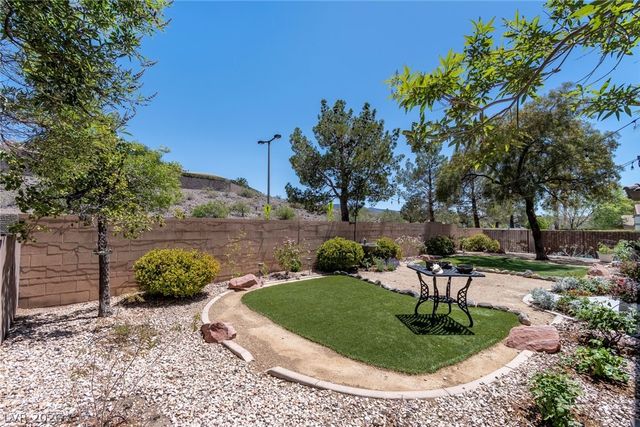 1686 Black Fox Canyon Road, Henderson, NV 89052