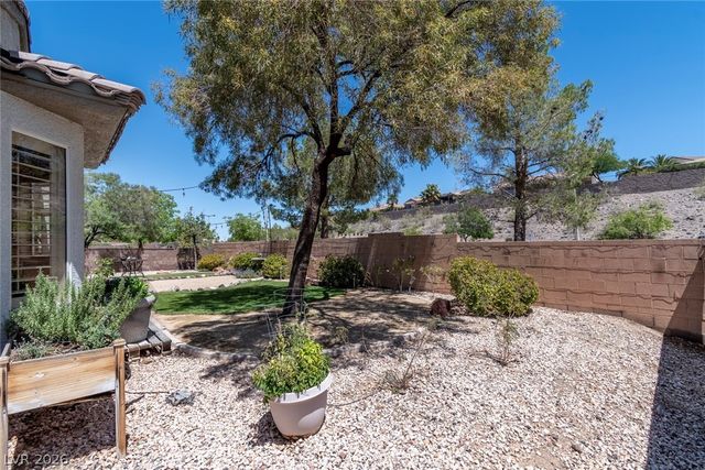 1686 Black Fox Canyon Road, Henderson, NV 89052