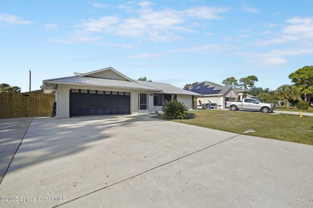 761 Firestone Street NE, Palm Bay, FL 32907