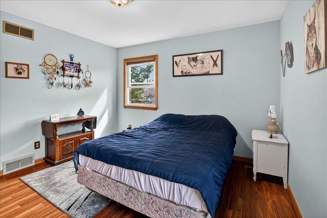 1005 South Street, Stoughton, WI 53589