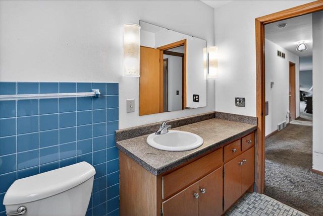 1005 South Street, Stoughton, WI 53589