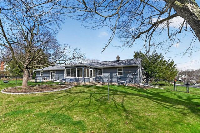 1005 South Street, Stoughton, WI 53589