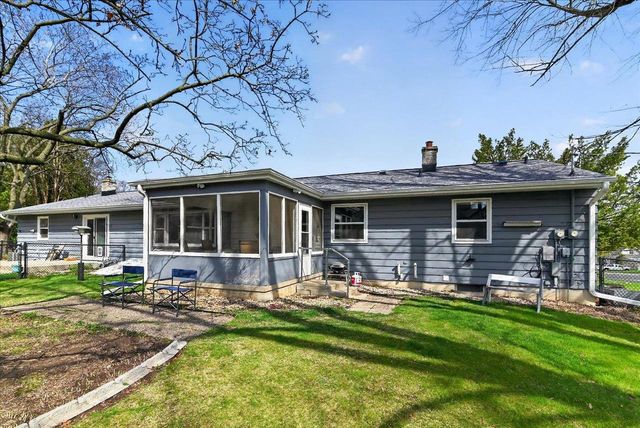 1005 South Street, Stoughton, WI 53589