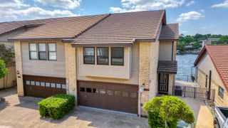 5122 La Vista Court, Granbury, TX 76049
