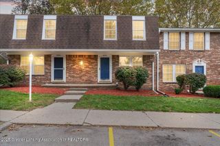 6226 Beechfield Drive 110, Lansing, MI 48911