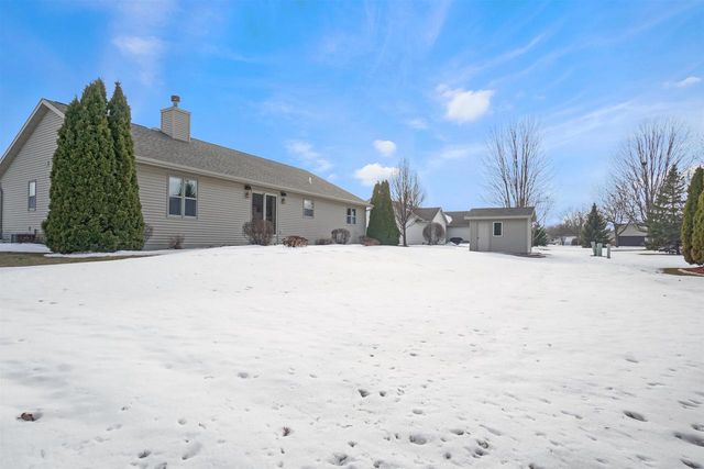 1739 PARK RIDGE LANE, North Fond Du Lac, WI 54937