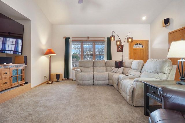 1739 PARK RIDGE LANE, North Fond Du Lac, WI 54937