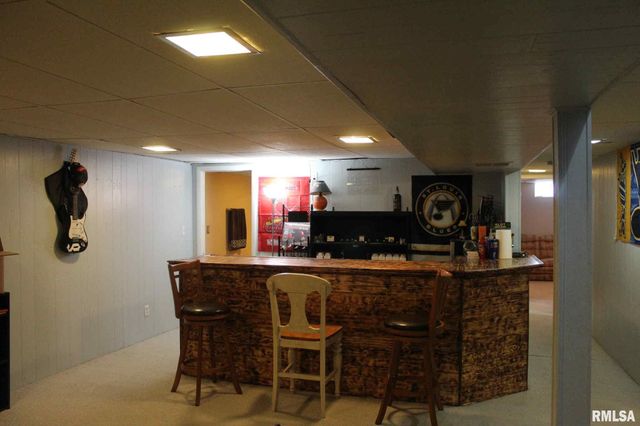 1011 Blueberry Hill Avenue, Mt Vernon, IL 62864