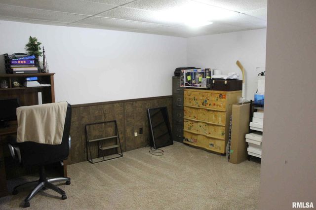 1011 Blueberry Hill Avenue, Mt Vernon, IL 62864