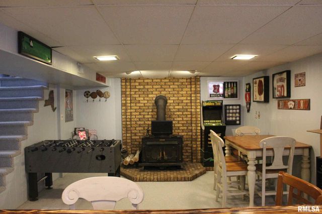 1011 Blueberry Hill Avenue, Mt Vernon, IL 62864