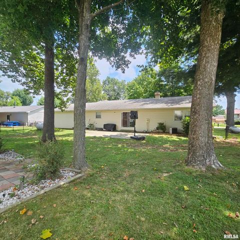 1011 Blueberry Hill Avenue, Mt Vernon, IL 62864