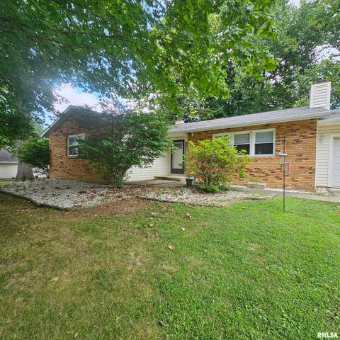 1011 Blueberry Hill Avenue, Mt Vernon, IL 62864