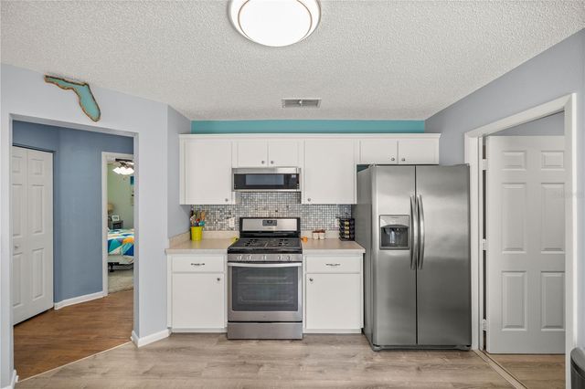 9511 SW 93RD LOOP, Ocala, FL 34481