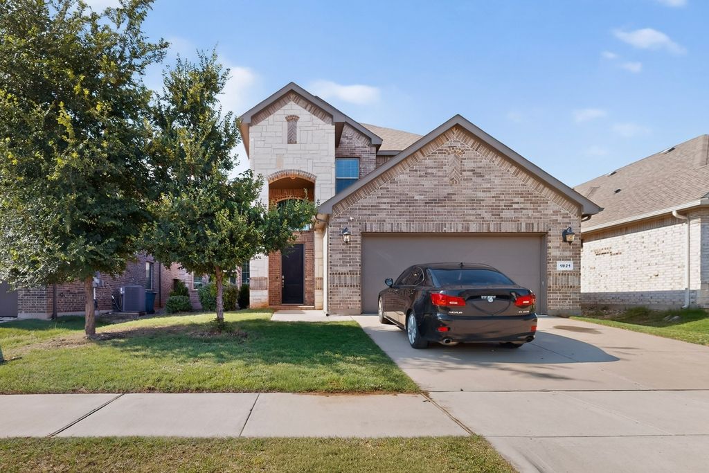 1021 Camphor Street, Hickory Creek, TX 75065