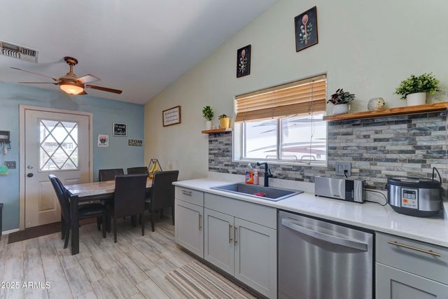 6525 E FOX HOLLOW Lane, San Tan Valley, AZ 85140