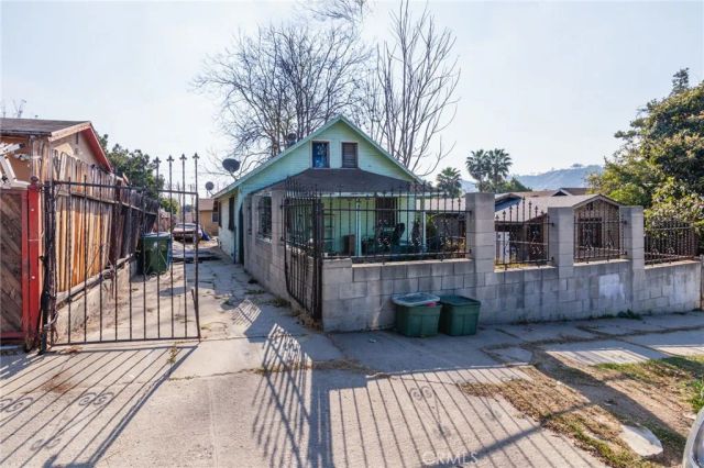 2908 Future Street, Los Angeles, CA 90065