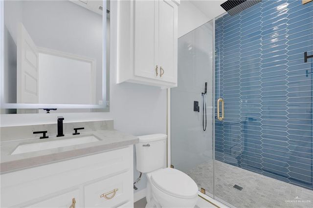 1901 Lake Point Drive, Mission, TX 78572