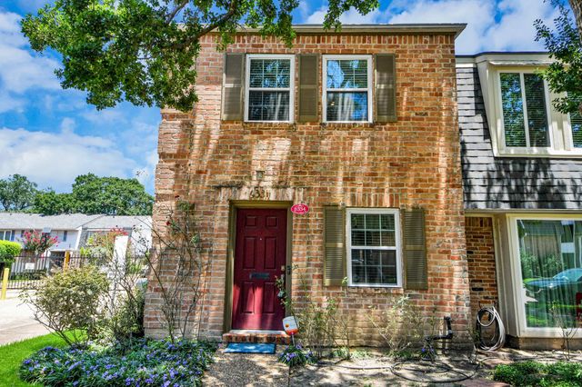 6334 Chevy Chase Drive 17, Houston, TX 77057
