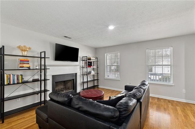 4802 Lake Park Terrace, Acworth, GA 30101