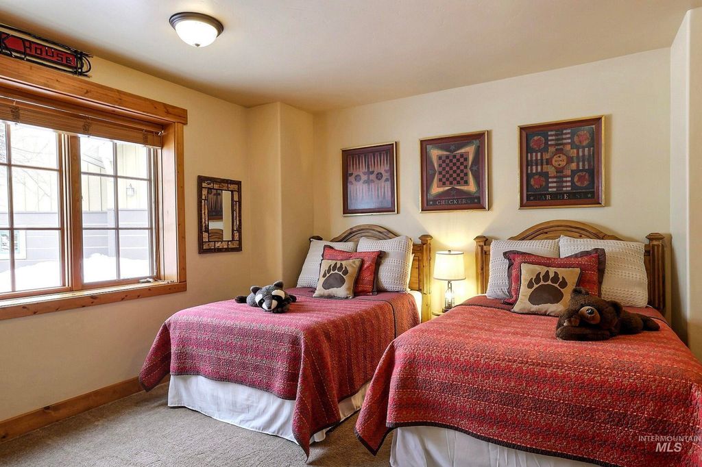 1389 Hearthstone Court 17-E, McCall, ID 83638 photo 11