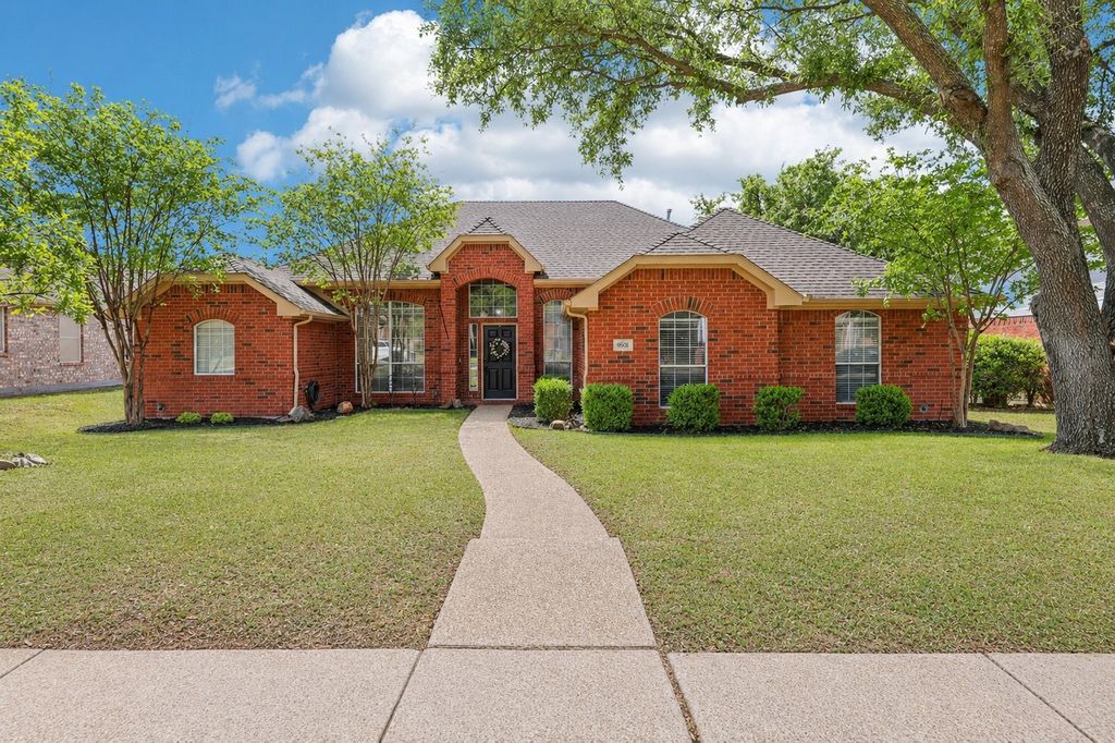 8601 Prescott Circle, Frisco, TX 75033