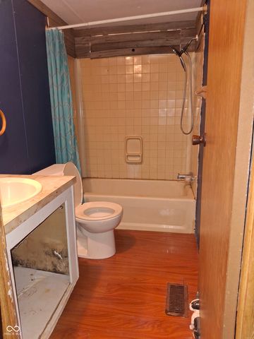 102 S Hooker Street, Brooklyn, IN 46111