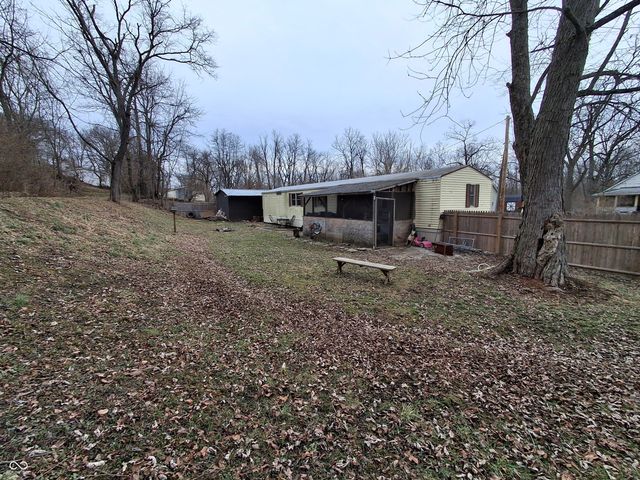 102 S Hooker Street, Brooklyn, IN 46111