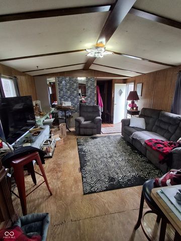 102 S Hooker Street, Brooklyn, IN 46111